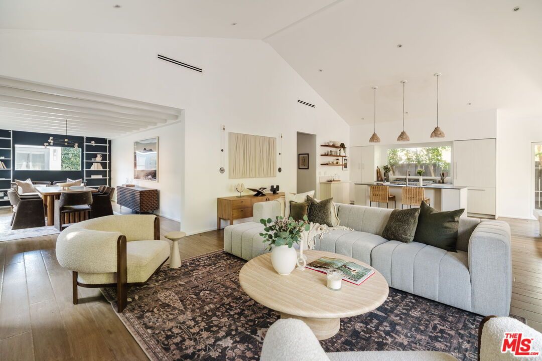 Dining room, Interior, Kitchen, Living room, Pendant Lights, Recessed Lighting, Wood Texture Flooring