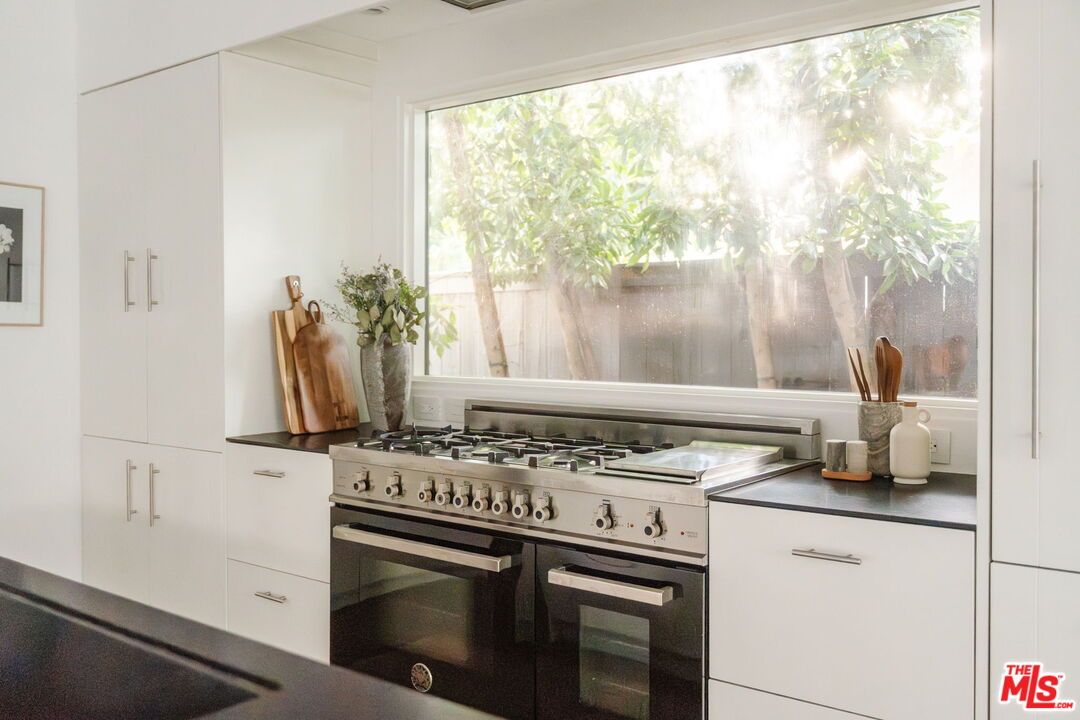 Interior, Kitchen, Stainless Steel Appliances, Washer