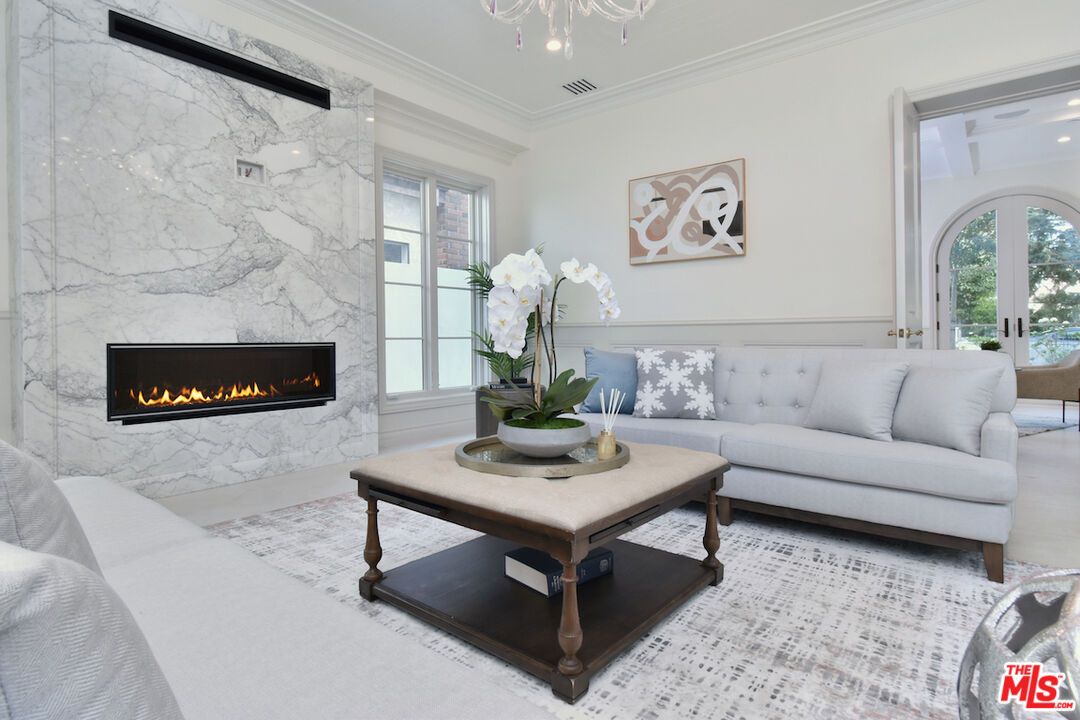 Fireplace, Interior, Living room, Marble Walls, Recessed Lighting
