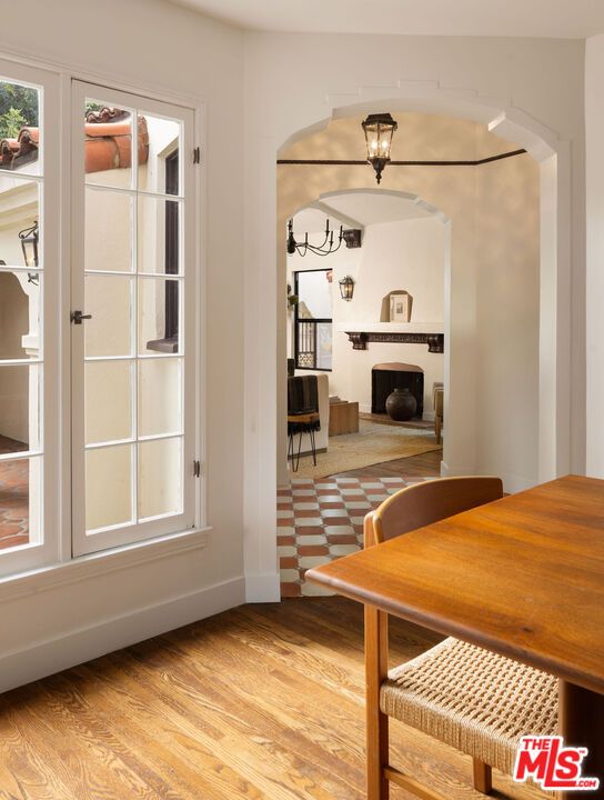 Dining room, Fireplace, Interior, Wood Texture Flooring