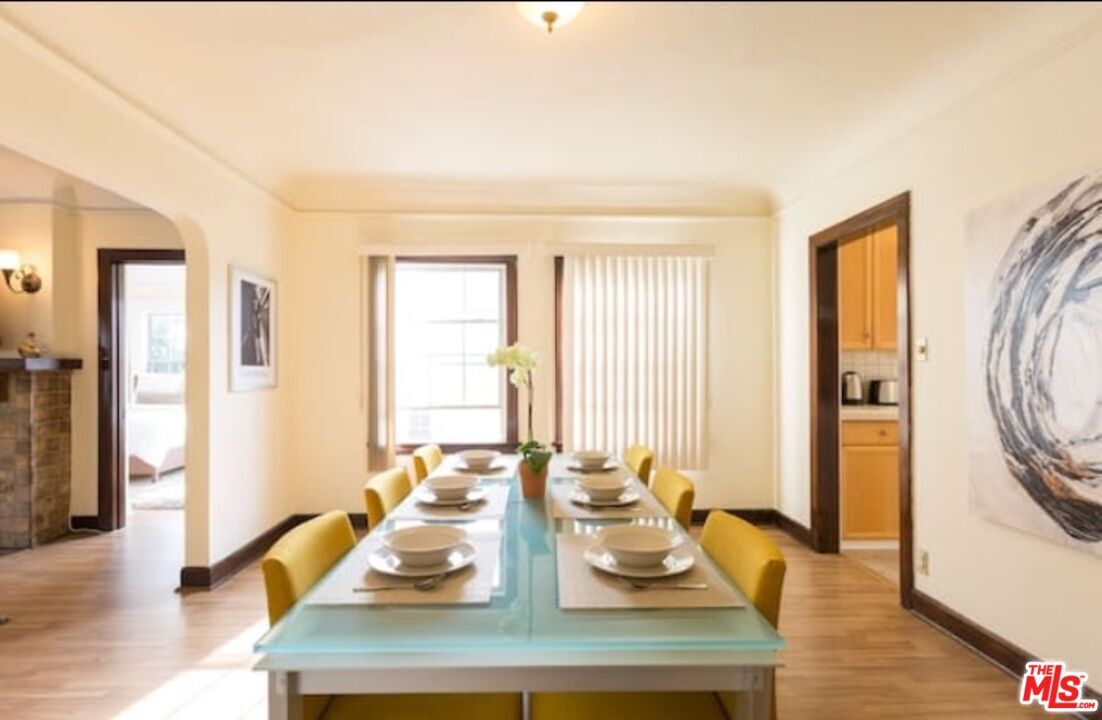 Dining room, Interior, Wood Texture Flooring