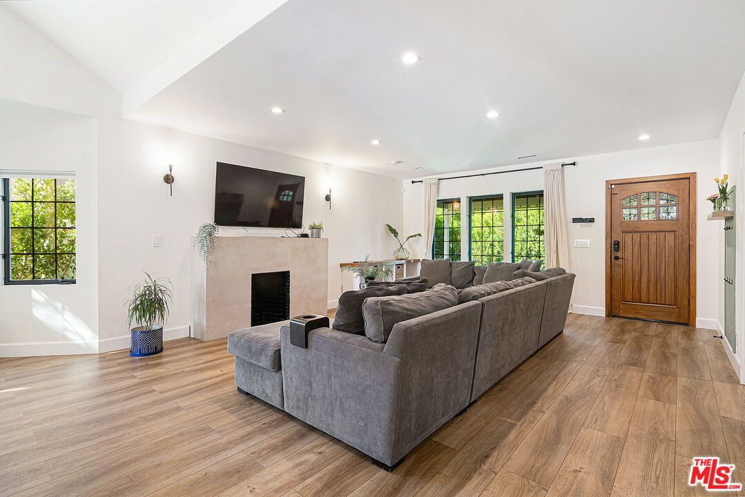 Fireplace, Interior, Living room, Recessed Lighting, Wood Texture Flooring