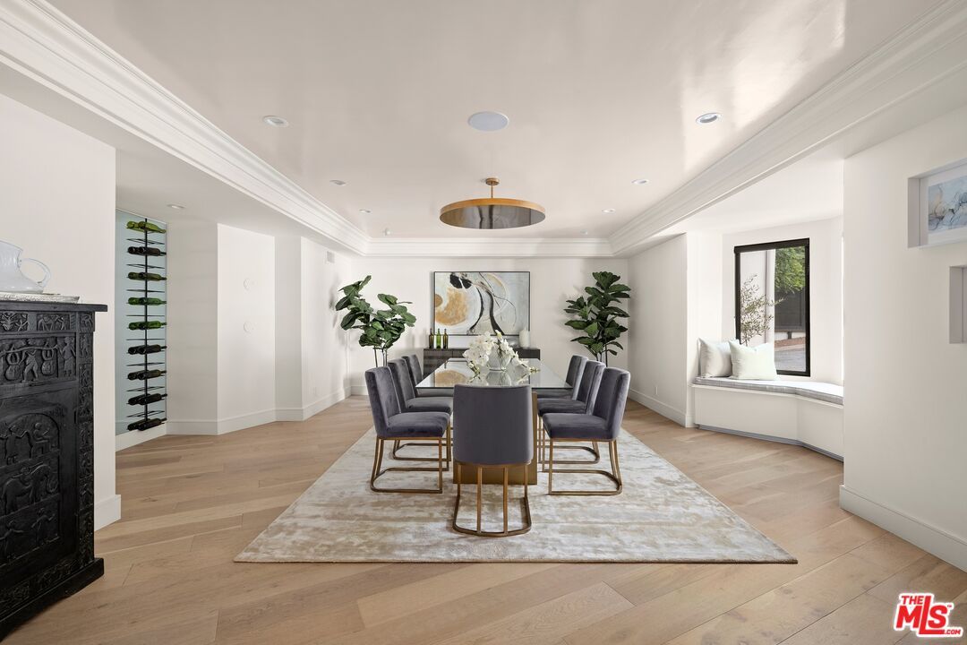 Dining room, Interior, Recessed Lighting, Wine Storage, Wood Texture Flooring