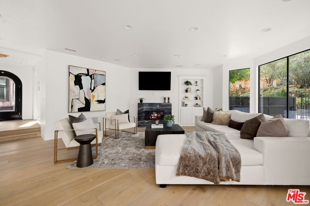 Fireplace, Interior, Living room, Recessed Lighting, Wood Texture Flooring