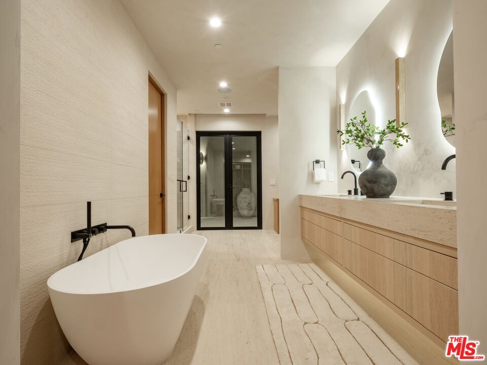Bathroom, Free Standing Baths, Interior, Recessed Lighting, Wood Texture Flooring