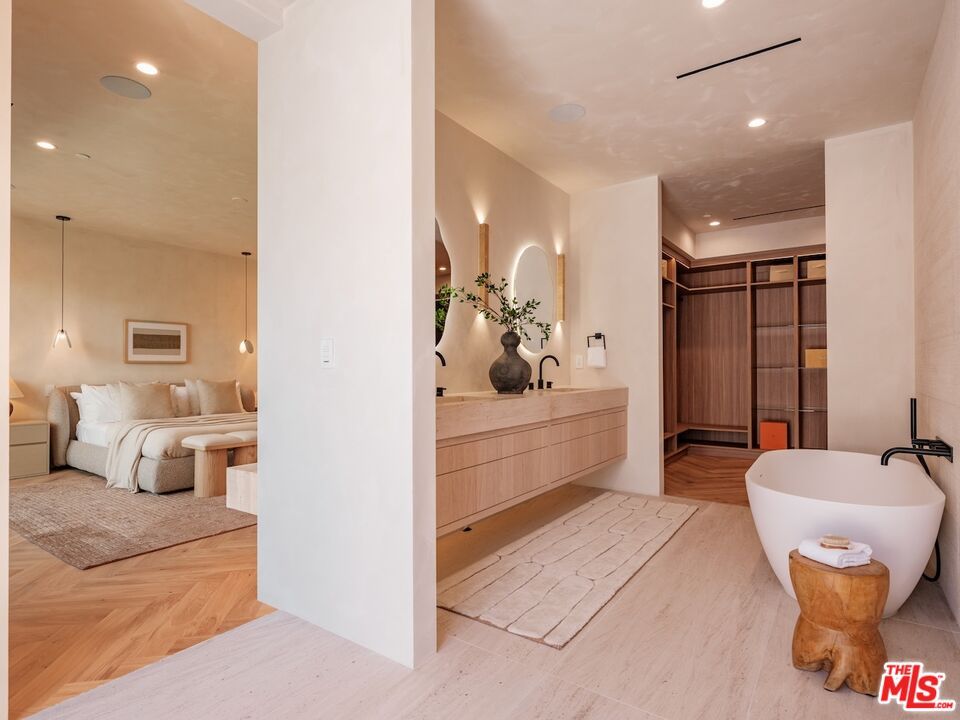 Bathroom, Bedroom, Free Standing Baths, Interior, Pendant Lights, Recessed Lighting, Wood Texture Flooring