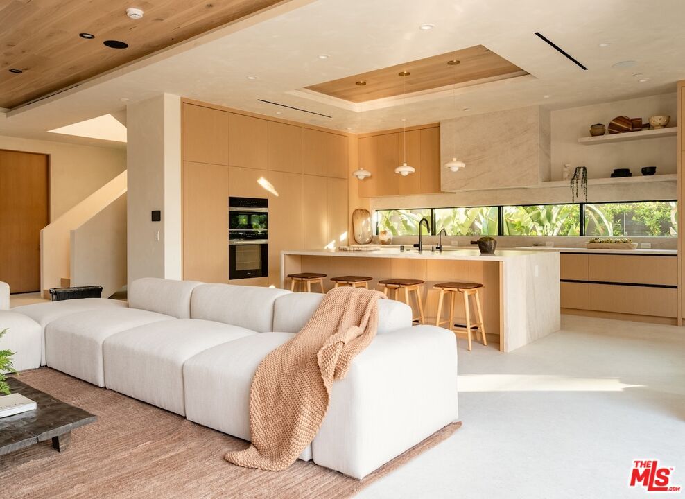 Interior, Pendant Lights, Recessed Lighting, Wooden Ceilings