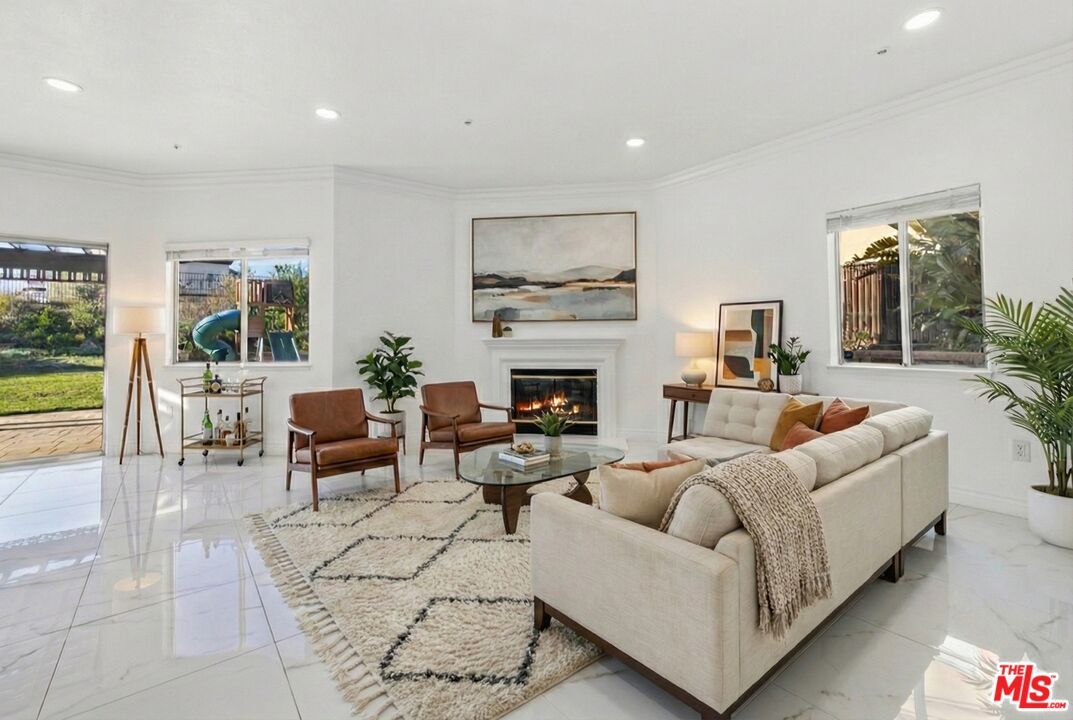 Fireplace, Interior, Living room, Marble, Recessed Lighting