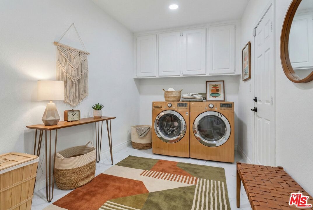 Interior, Recessed Lighting, Washer