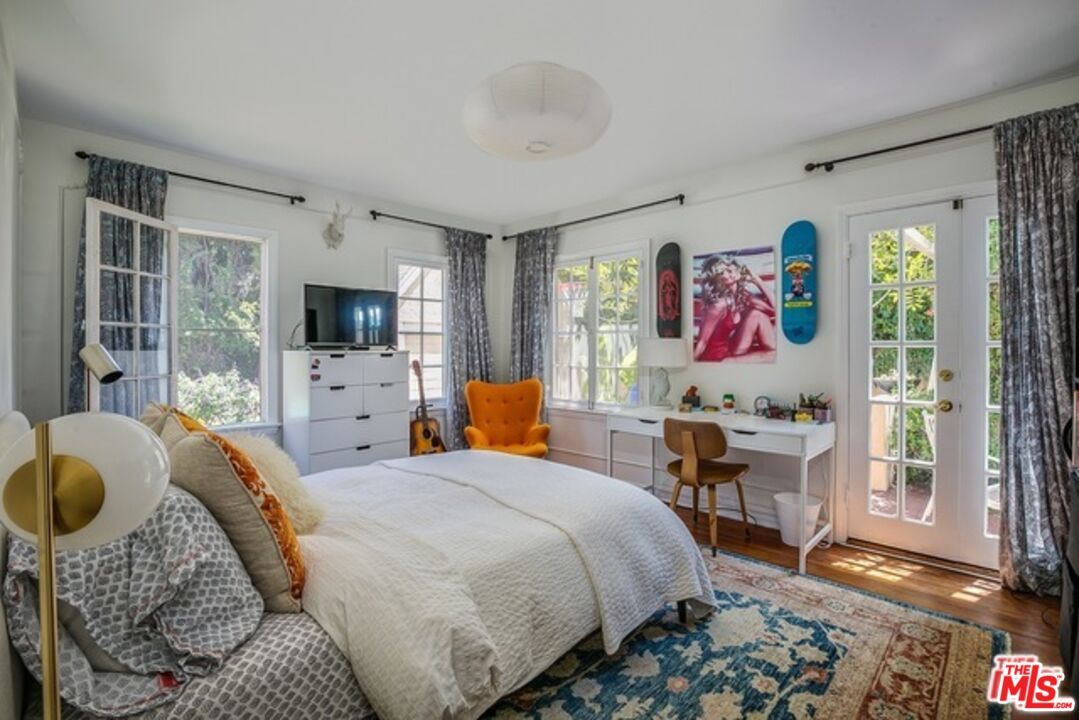 Bedroom, Home Office, Interior, Wood Texture Flooring