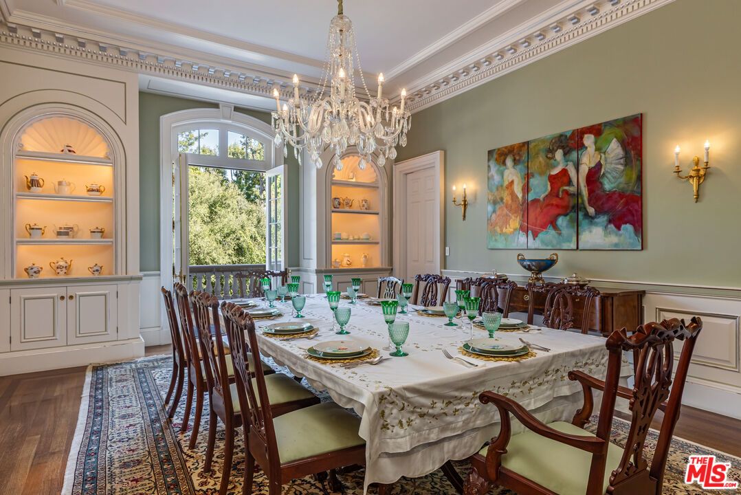 Chandelier, Dining room, Interior, Wood Texture Flooring