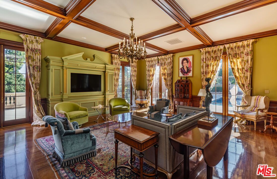 Chandelier, Interior, Living room, Recessed Lighting, Wooden Beams, Wood Texture Flooring