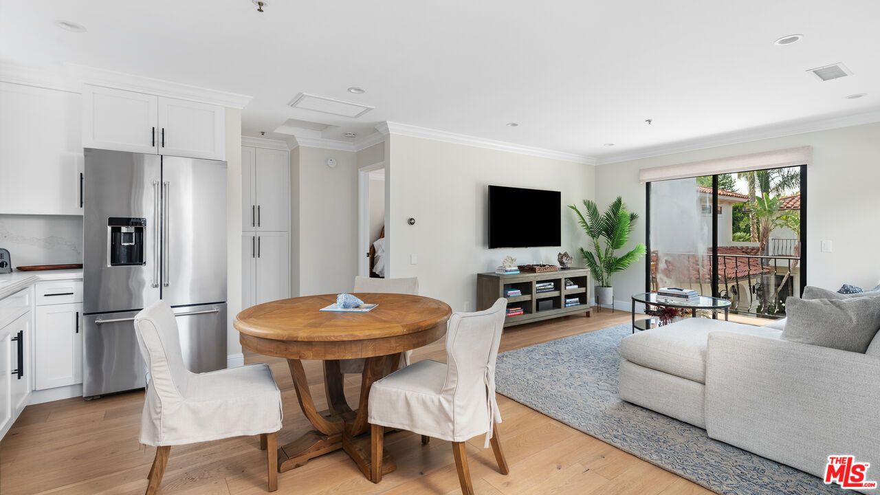 Dining room, Interior, Kitchen, Living room, Recessed Lighting, Stainless Steel Appliances, Wood Texture Flooring
