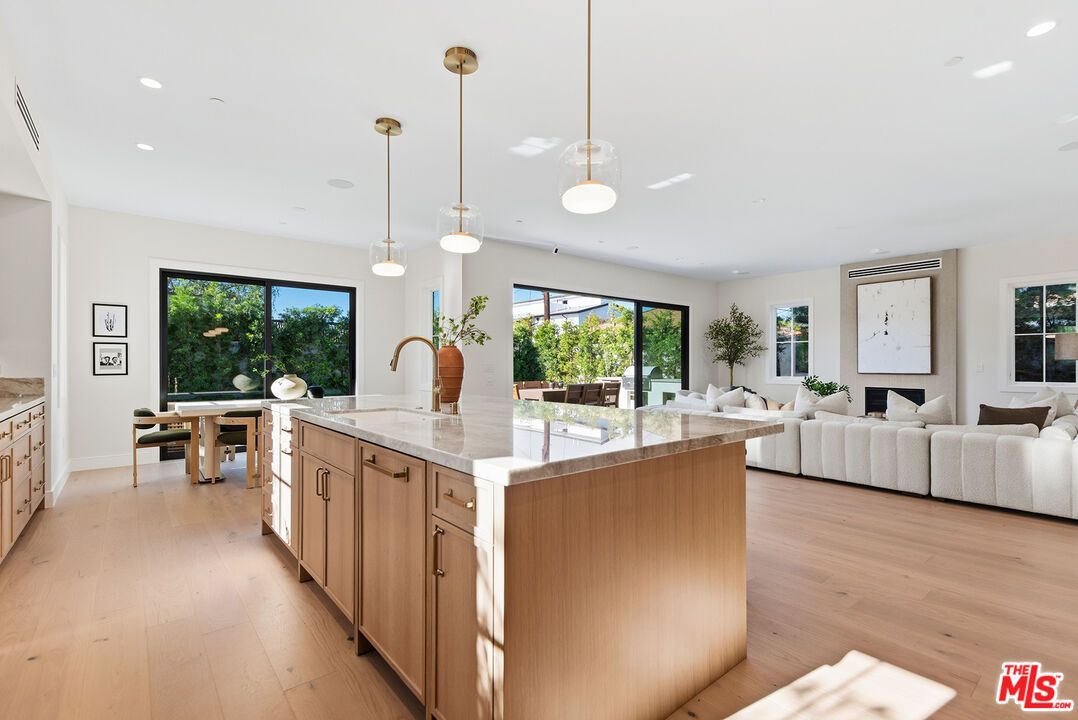 Dining room, Interior, Kitchen, Living room, Pendant Lights, Recessed Lighting, Wood Texture Flooring