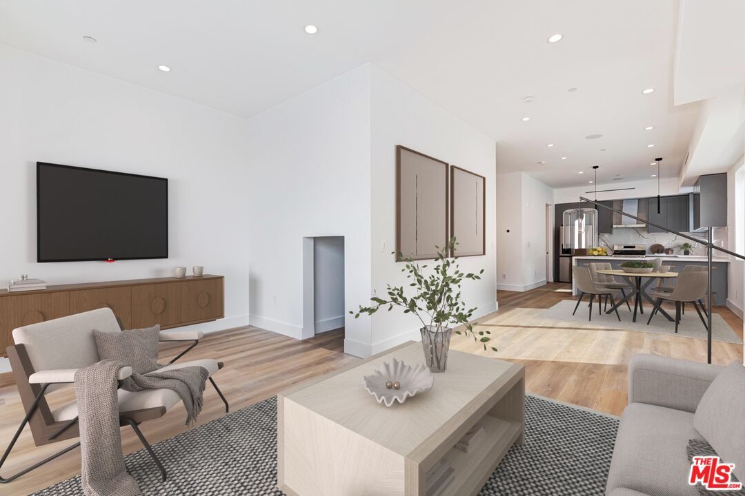 Dining room, Interior, Kitchen, Living room, Pendant Lights, Recessed Lighting, Wood Texture Flooring