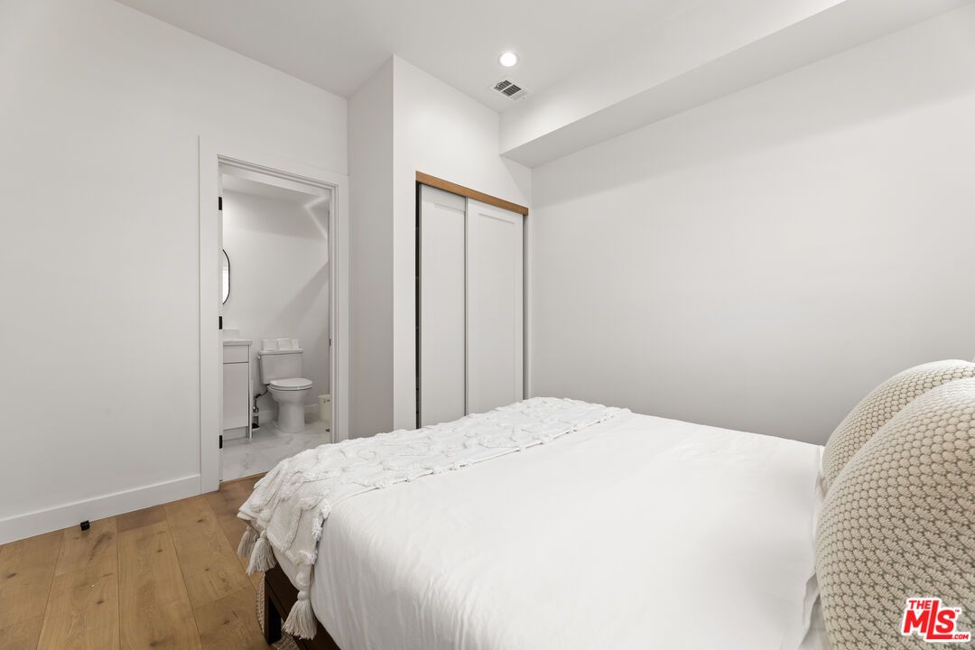 Bathroom, Bedroom, Interior, Recessed Lighting, Wood Texture Flooring