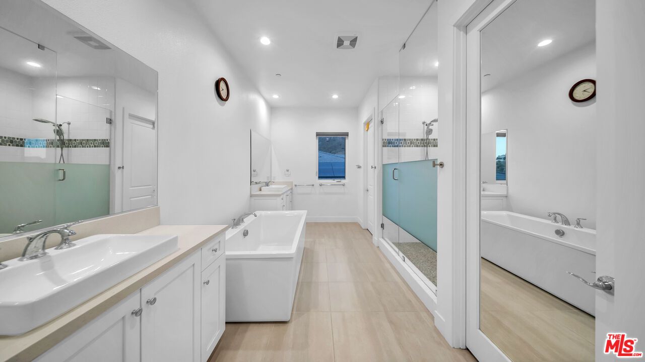 Bathroom, Dual Sink Vanities, Free Standing Baths, Glass Shower, Interior, Recessed Lighting