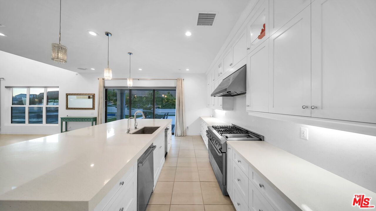 Interior, Kitchen, Pendant Lights, Recessed Lighting, Stainless Steel Appliances, Water