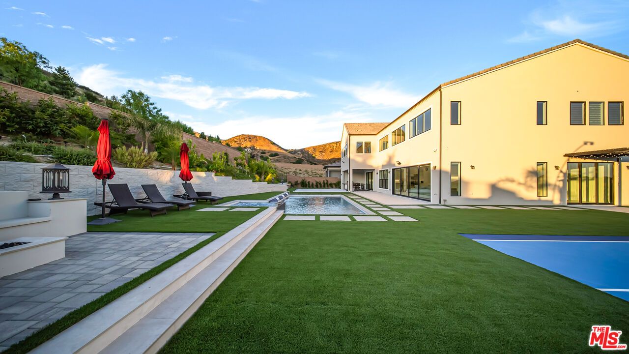 Backyard, Exterior, Pool