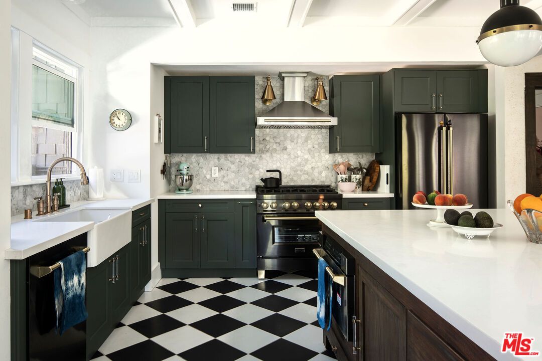Interior, Kitchen, Stainless Steel Appliances