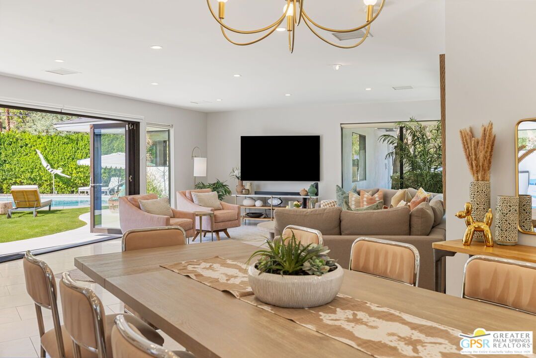 Dining room, Interior, Living room, Recessed Lighting