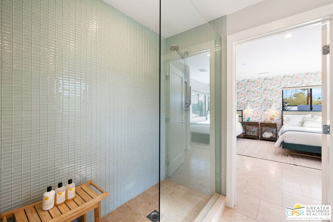 Bathroom, Bedroom, Glass Shower, Interior, Recessed Lighting