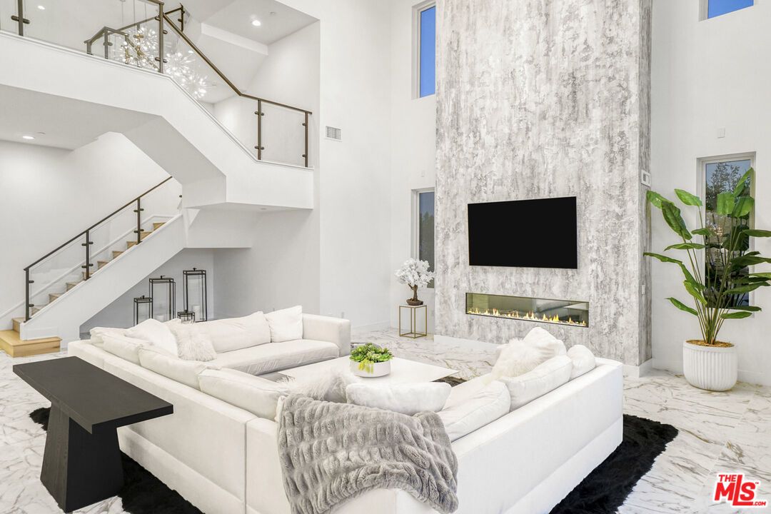 Fireplace, Interior, Living room, Marble, Recessed Lighting