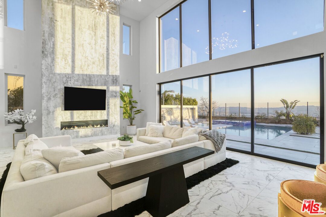 Fireplace, Interior, Living room, Marble, Pendant Lights, Water