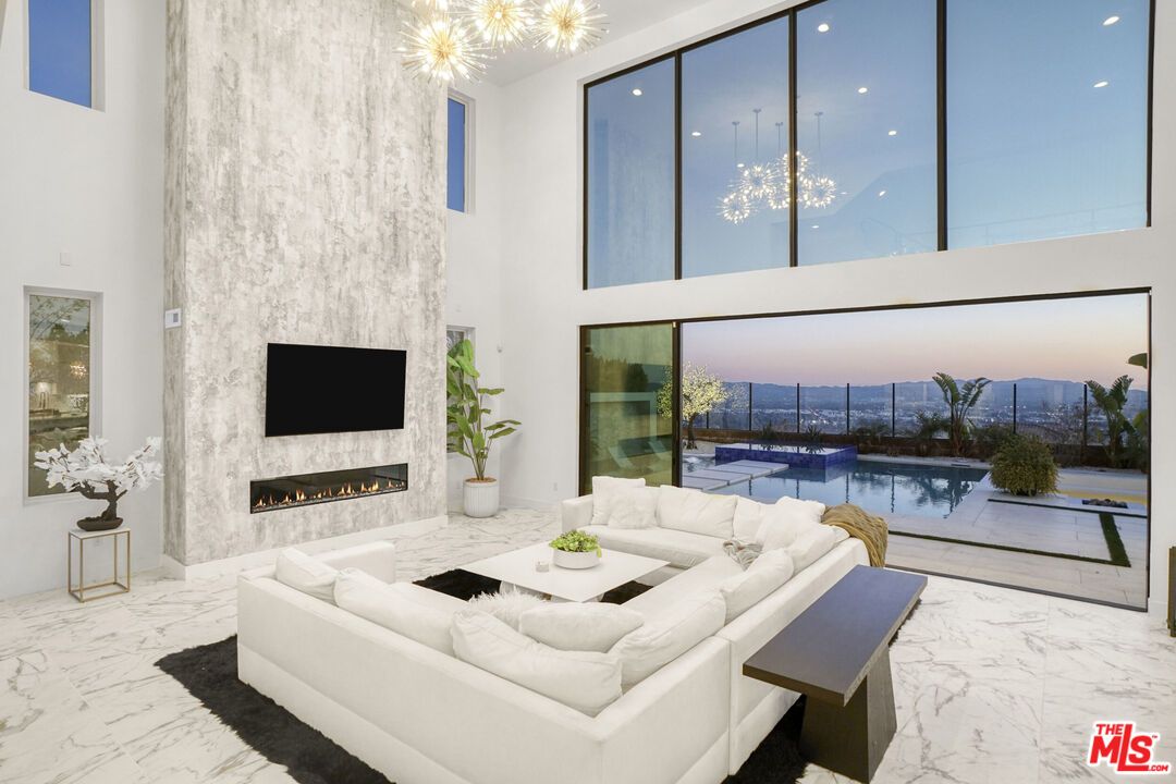 Fireplace, Interior, Living room, Marble, Pendant Lights, Recessed Lighting