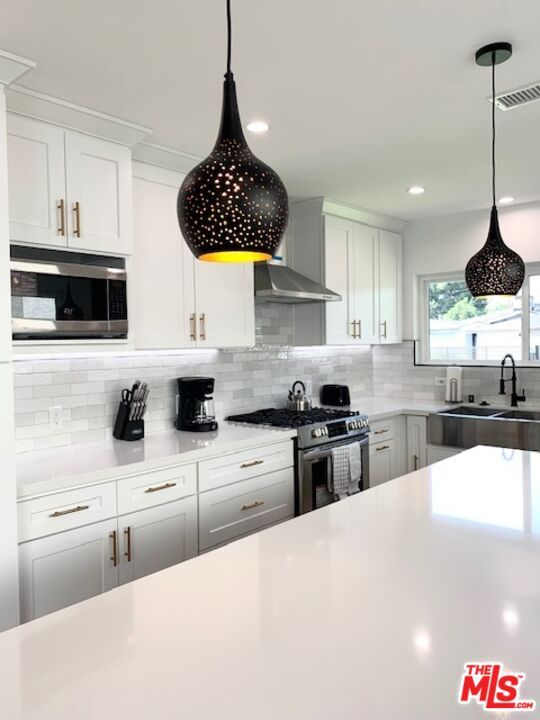 Interior, Kitchen, Pendant Lights, Recessed Lighting