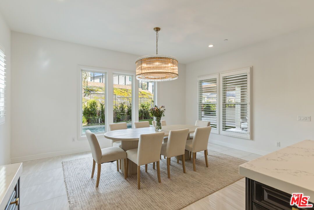Chandelier, Dining room, Interior, Recessed Lighting