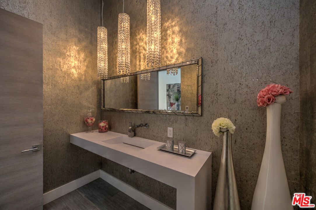 Bathroom, Interior, Pendant Lights, Wood Texture Flooring