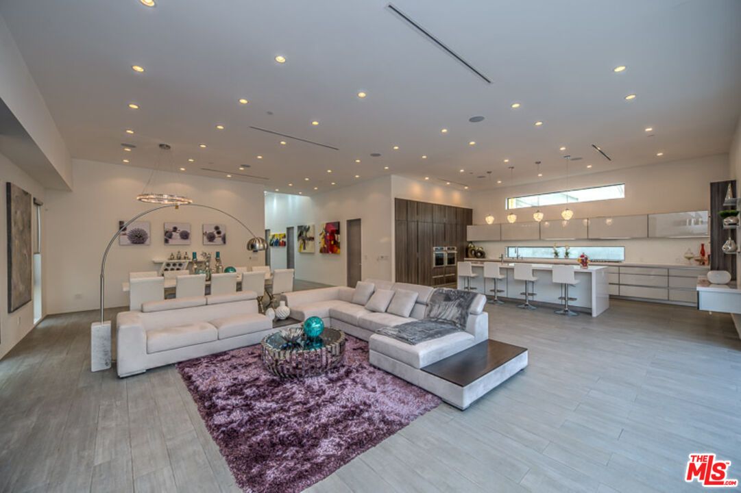 Interior, Kitchen, Living room, Pendant Lights, Recessed Lighting, Wood Texture Flooring