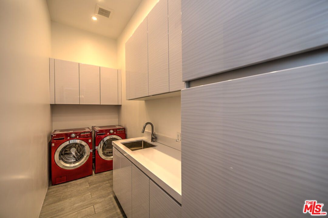 Interior, Recessed Lighting, Washer