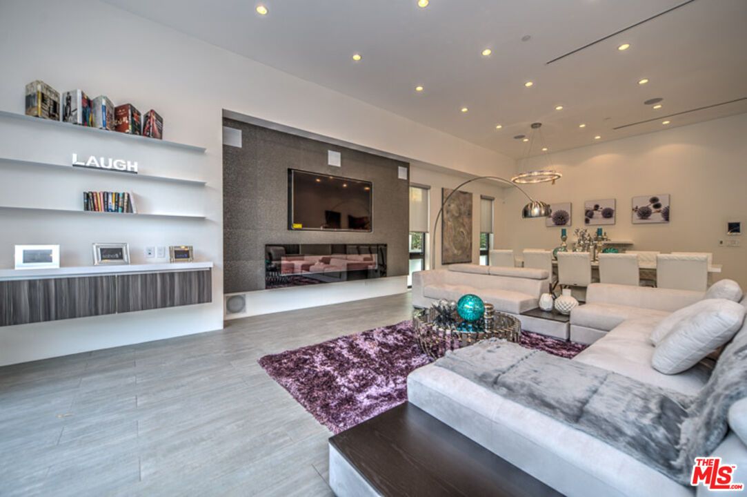 Dining room, Fireplace, Interior, Living room, Pendant Lights, Recessed Lighting