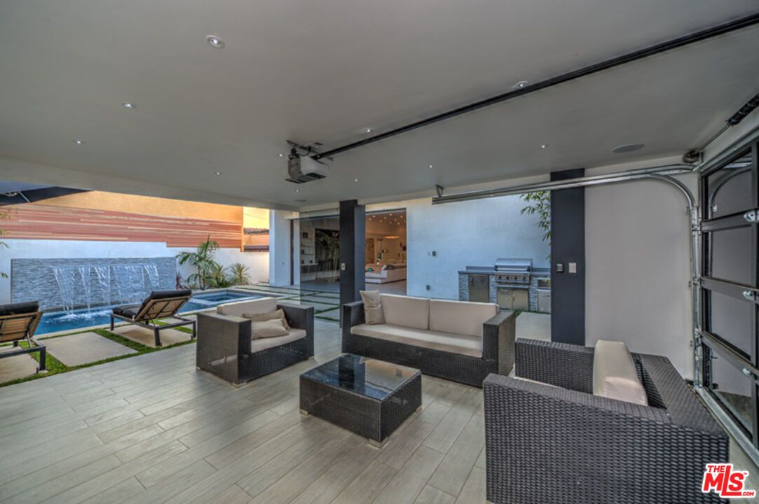 Billiard Table, Exterior, Interior, Pool, Recessed Lighting