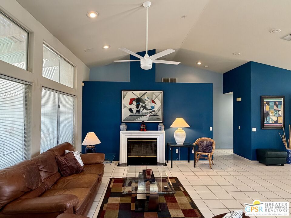 Fireplace, Interior, Living room, Recessed Lighting