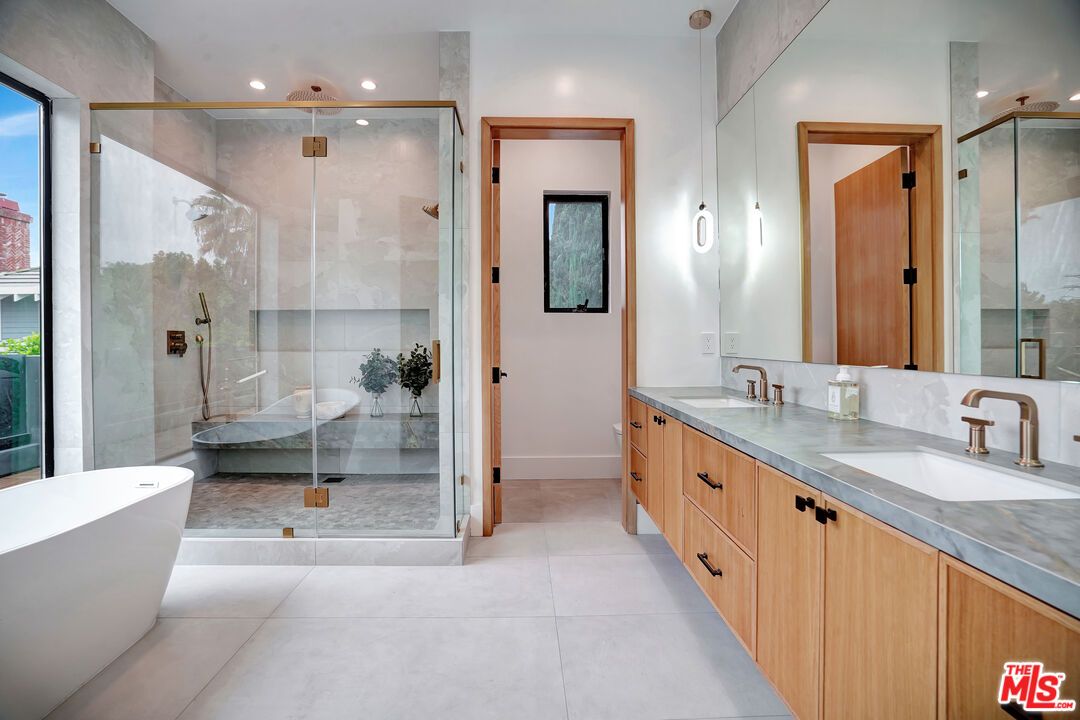 Bathroom, Dual Sink Vanities, Free Standing Baths, Glass Shower, Interior, Recessed Lighting