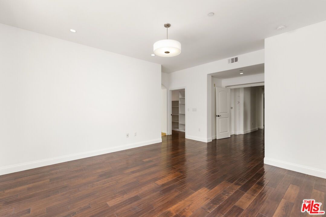Empty room, Interior, Pendant Lights, Recessed Lighting, Wood Texture Flooring