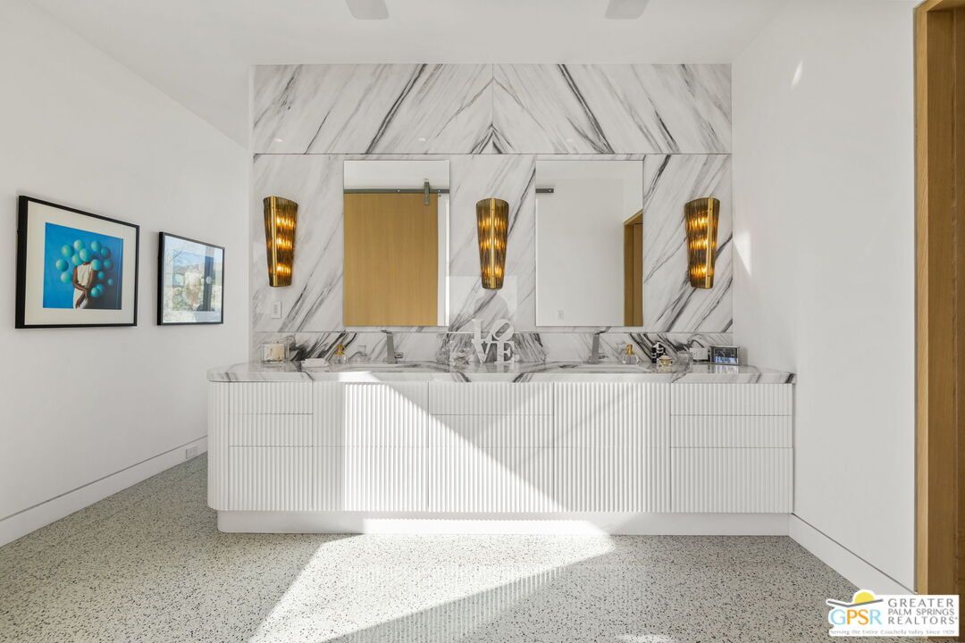 Bathroom, Interior, Marble Walls