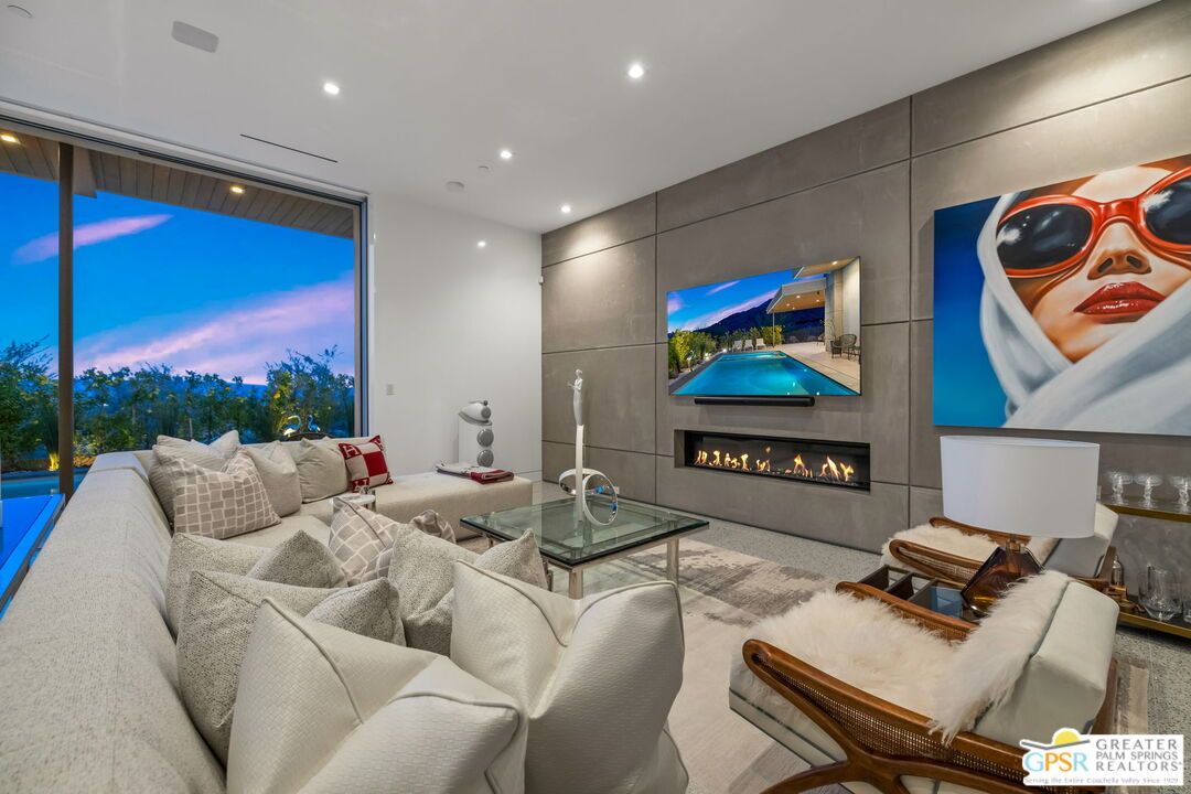 Fireplace, Interior, Living room, Recessed Lighting