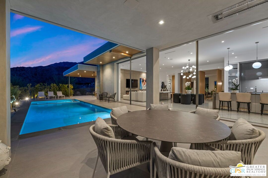 Dining room, Exterior, Interior, Pendant Lights, Pool, Recessed Lighting