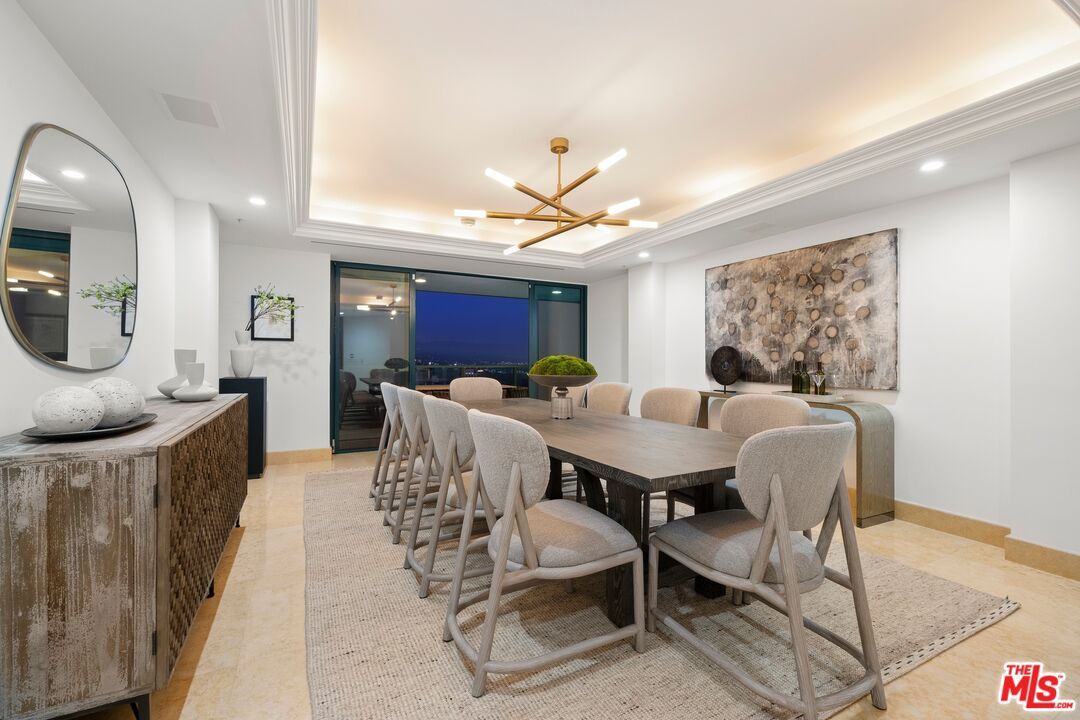 Dining room, Interior, Pendant Lights, Recessed Lighting
