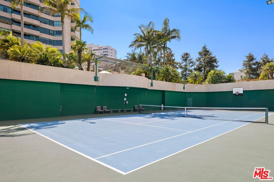 Exterior, Tennis Courts