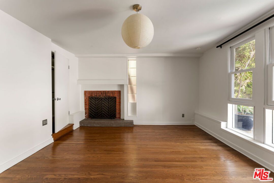 Empty room, Fireplace, Interior, Wood Texture Flooring