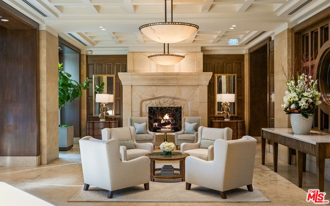 Fireplace, Interior, Living room, Pendant Lights, Recessed Lighting
