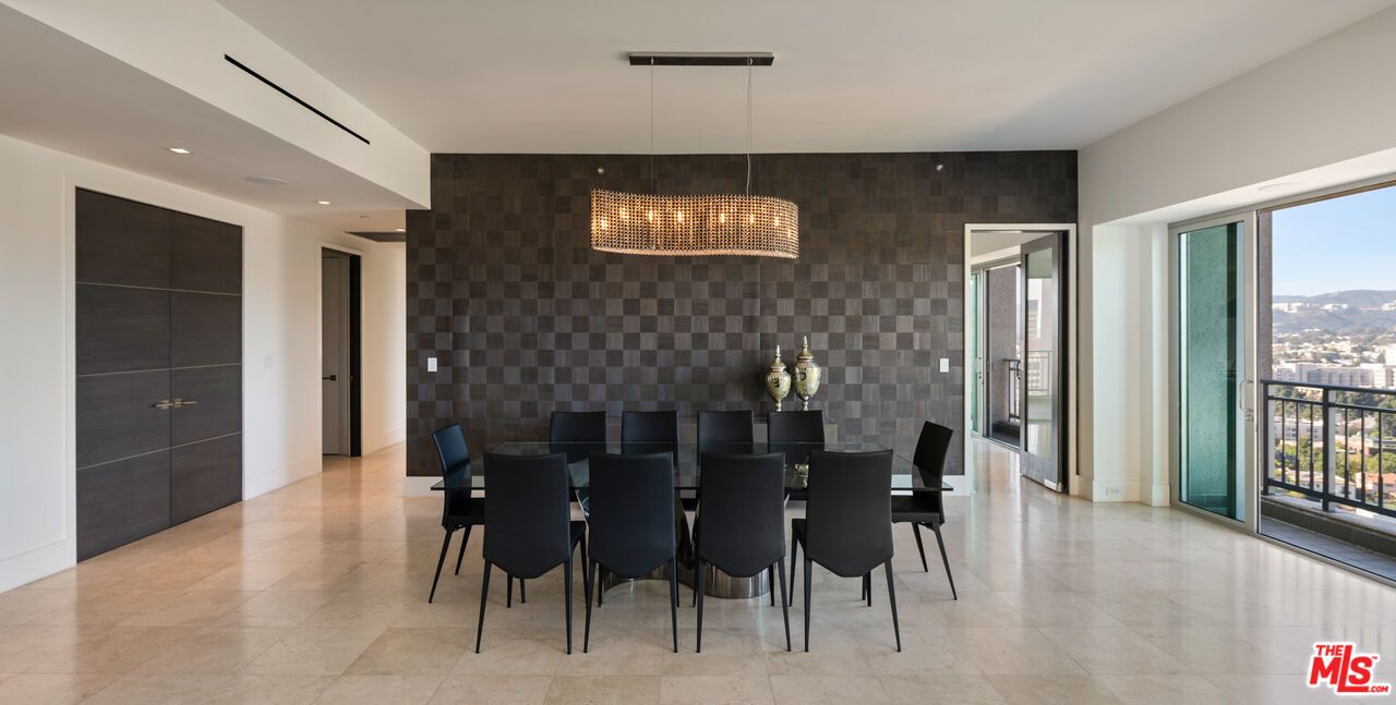 Chandelier, Dining room, Interior, Pendant Lights, Recessed Lighting