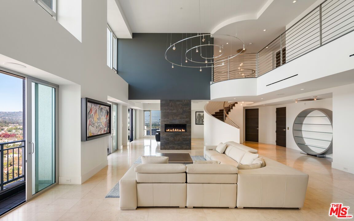 Fireplace, Interior, Living room, Pendant Lights, Recessed Lighting
