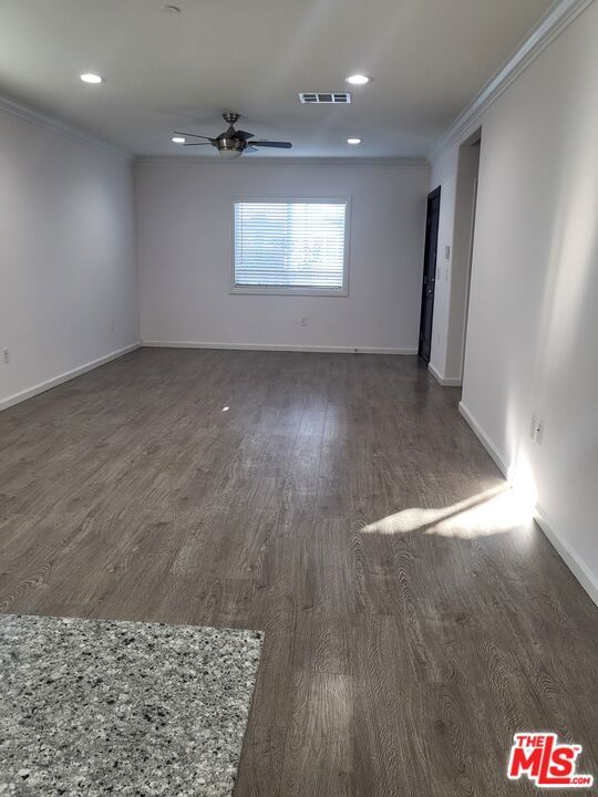 Empty room, Interior, Recessed Lighting, Wood Texture Flooring