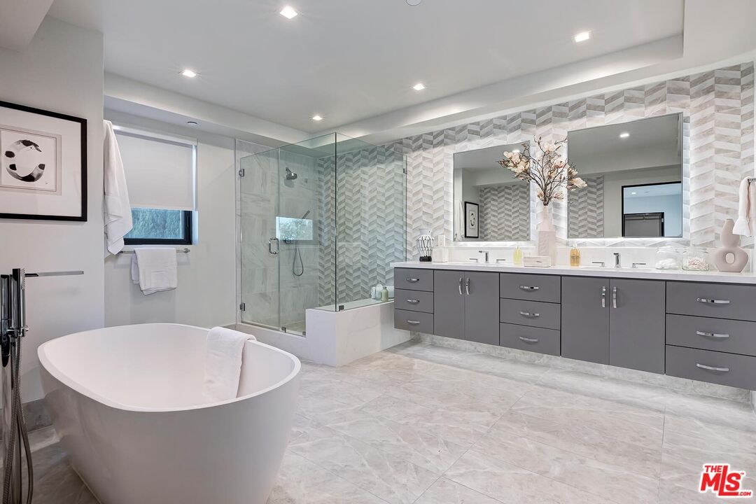 Bathroom, Dual Sink Vanities, Free Standing Baths, Glass Shower, Interior, Marble, Recessed Lighting